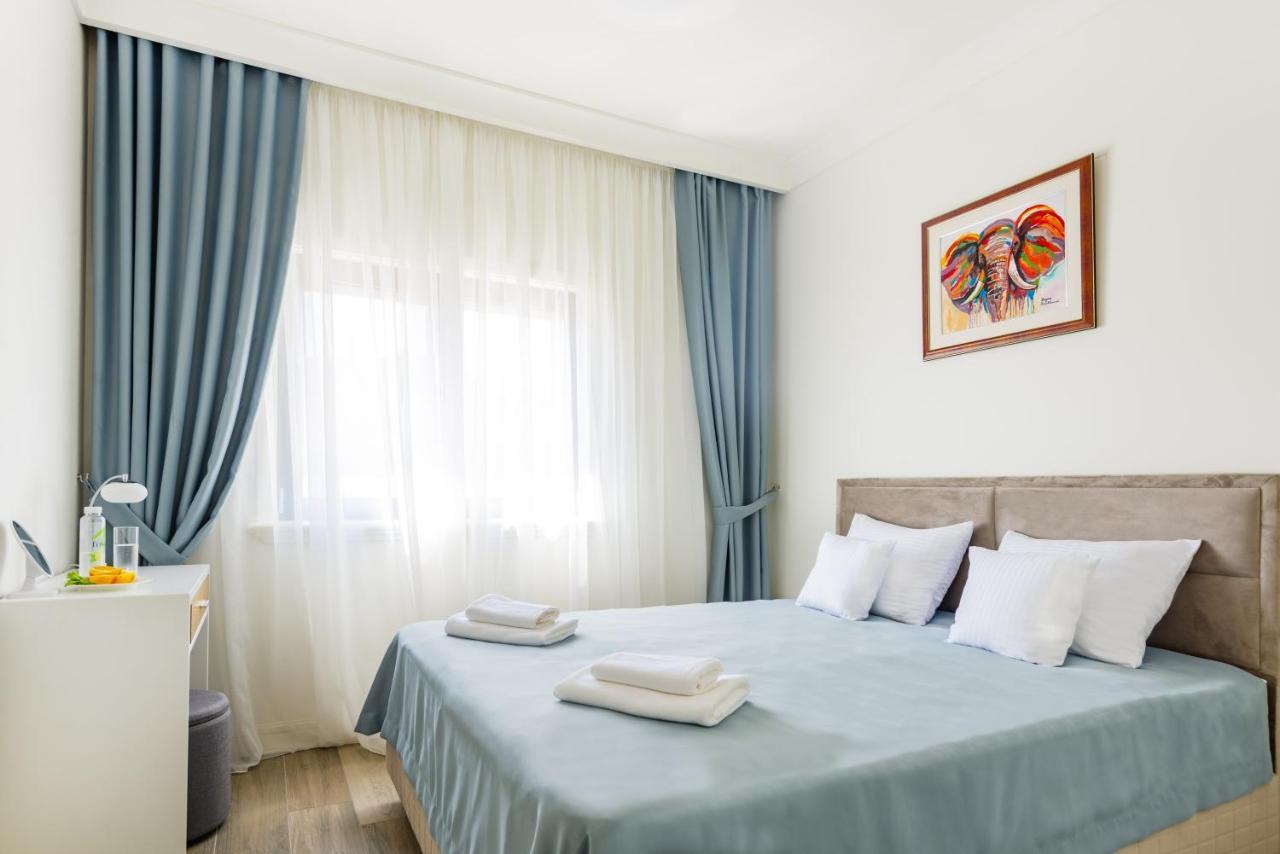 Lustica Apartments Central Tivat Eksteriør billede