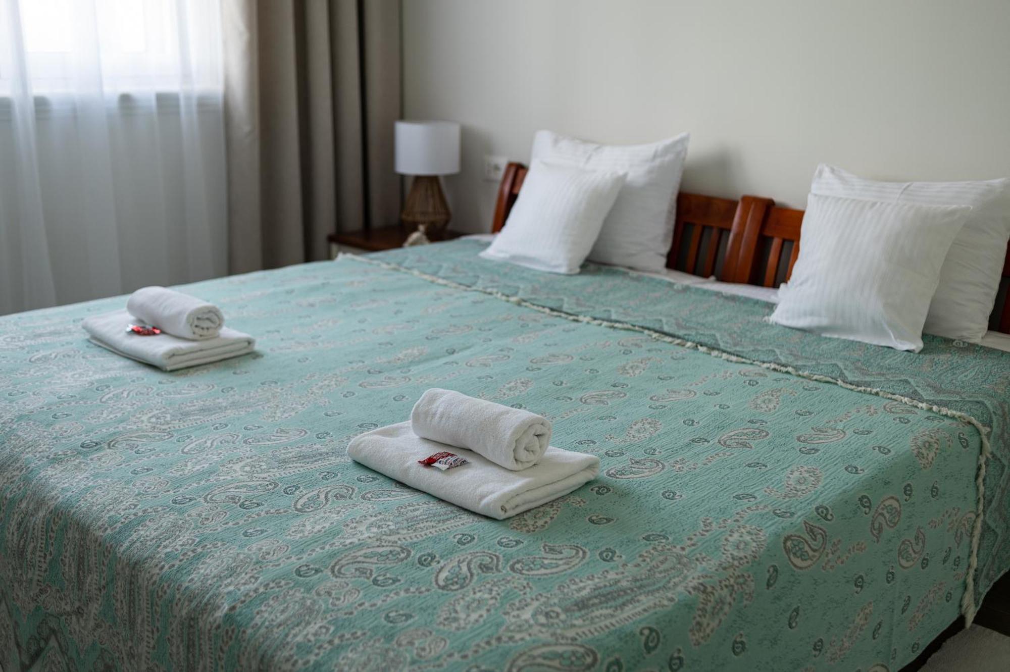 Lustica Apartments Central Tivat Eksteriør billede
