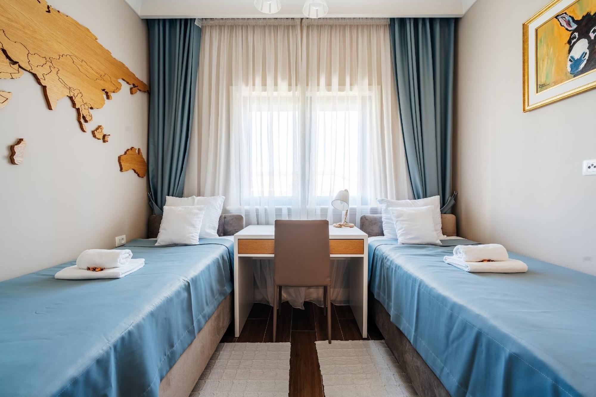 Lustica Apartments Central Tivat Eksteriør billede