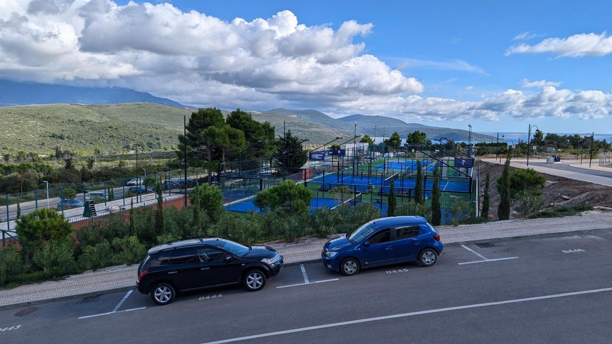 Lustica Apartments Central Tivat Eksteriør billede